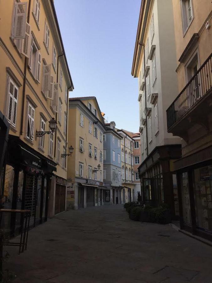 La Porta Bianca Apartment Trieste Exterior photo
